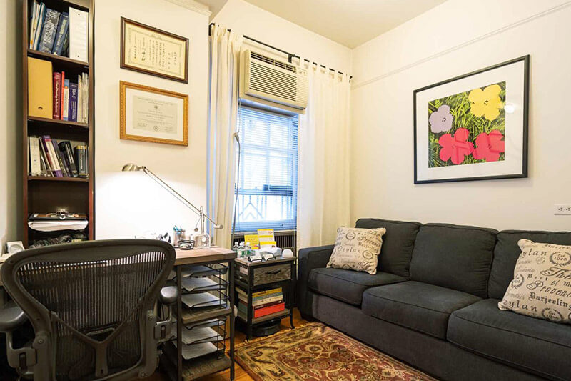 Takashi Matsuki, M.D. Psychiatrist, Psychotherapist Office Image